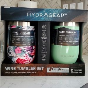 NWT Wine Tumbler set